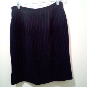 Jones Wear, 99% polyester, 1% rayon